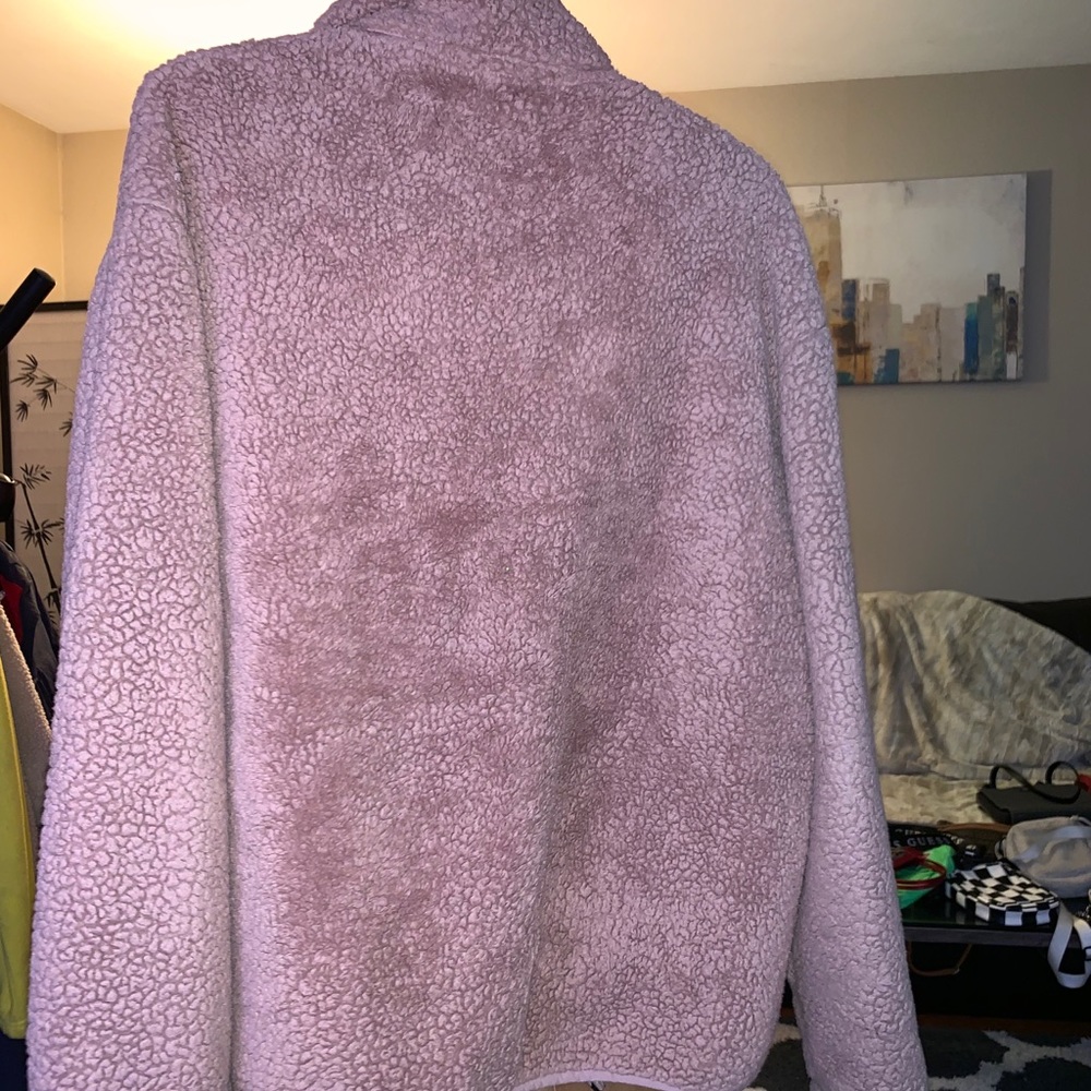 Fluffy jacket - Picture 3 of 3